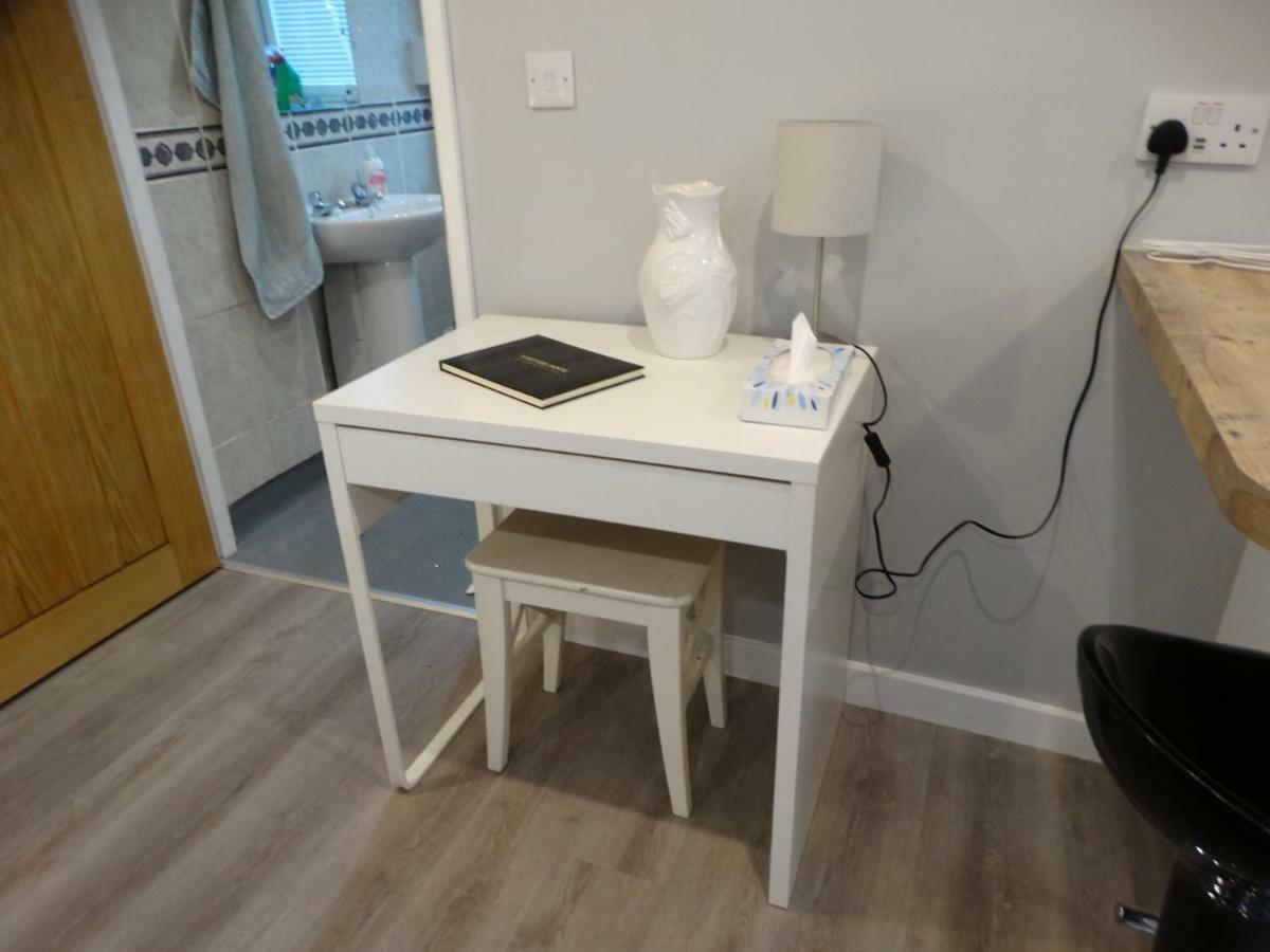 The Annexe Apartment Престън Екстериор снимка